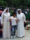 科威特乐队在张家界宝峰湖告诉全世界：他们热爱和平